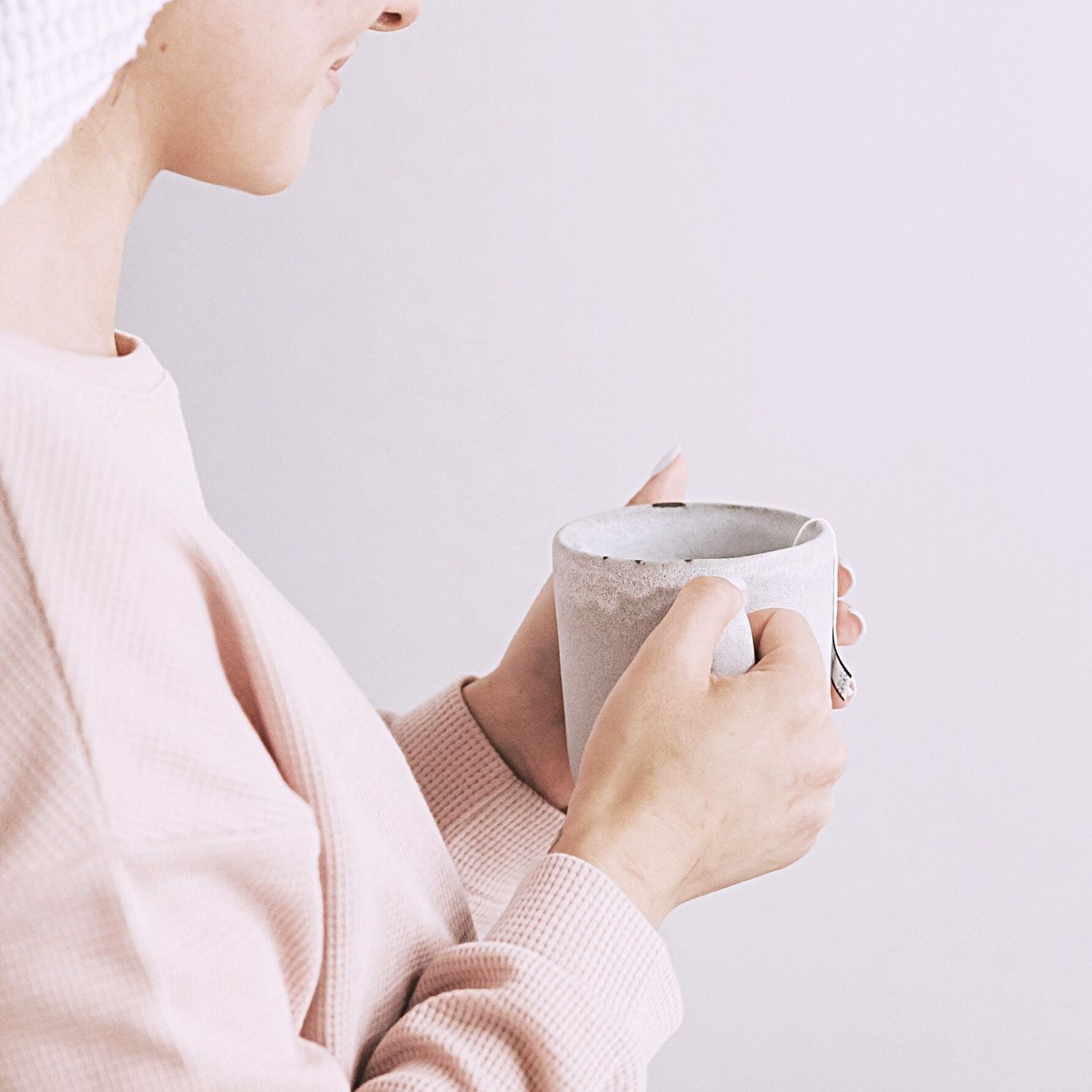 how to stop sweating with tea